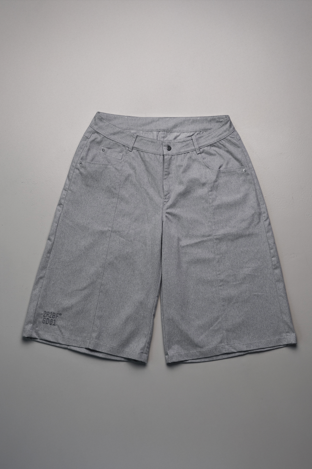Oversized jorts