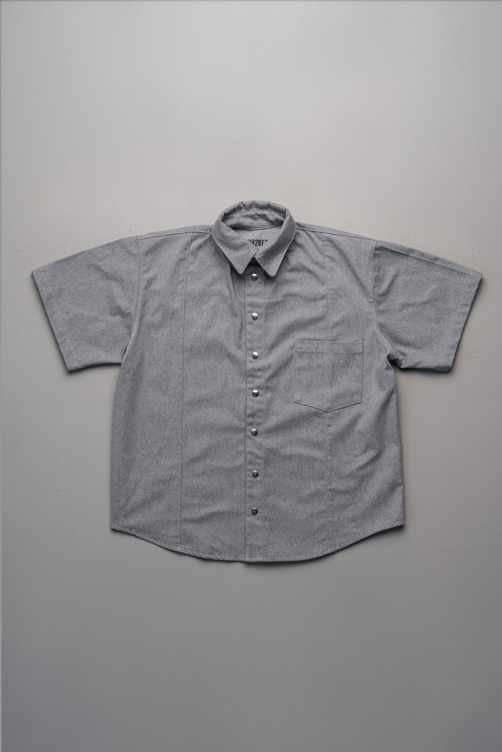Short sleeve shirt